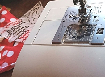 Atelier couture, de la réparation à la création - LANANS