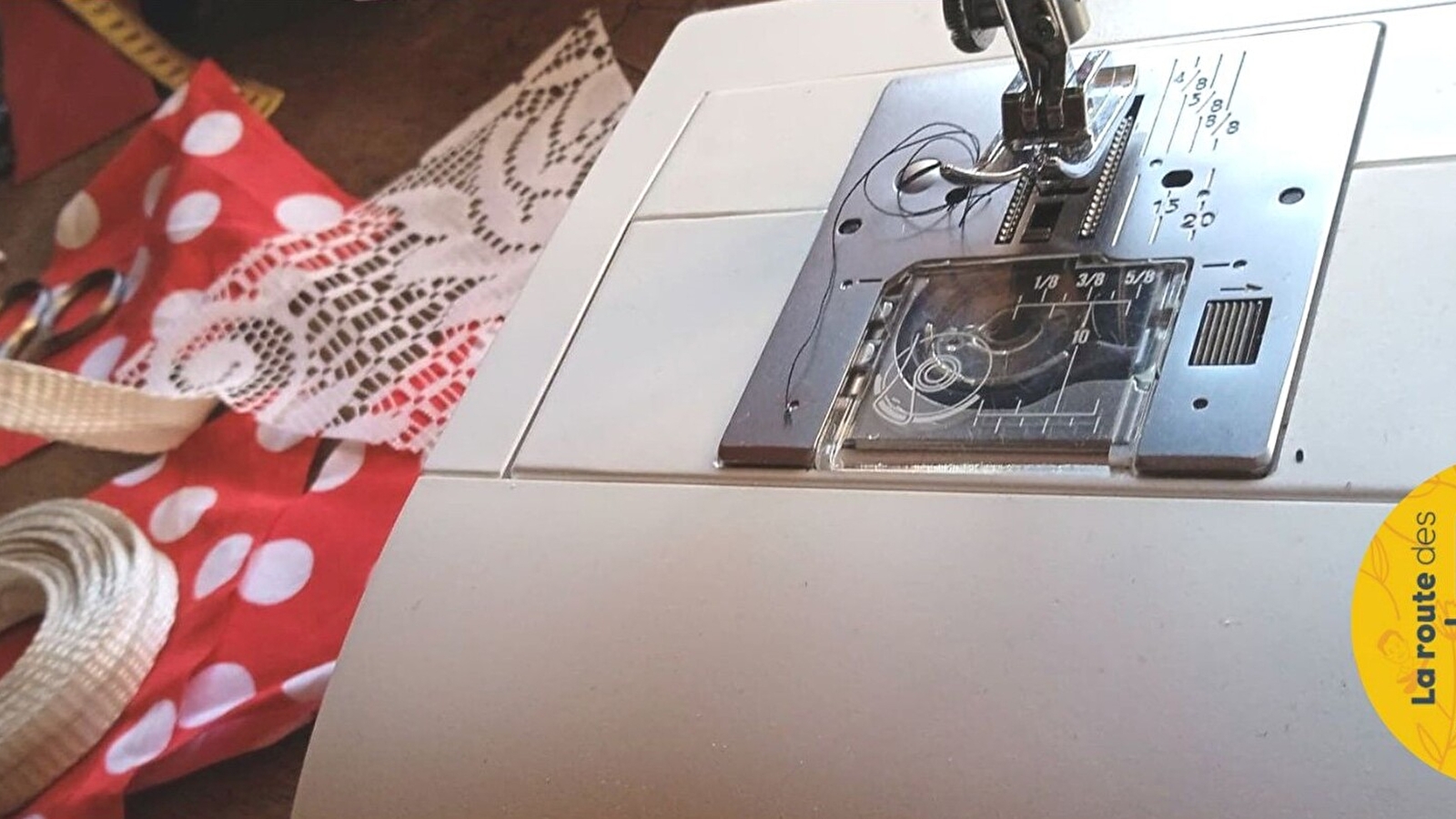 Atelier couture, de la réparation à la création